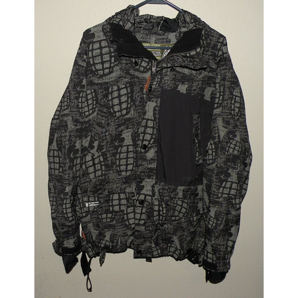 Grenade Fatigue Project Men’s Small Zip Snowboard Jacket Gray Black Fiend Series